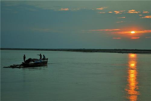 You are currently viewing Cruise vacation on Brahmaputra River